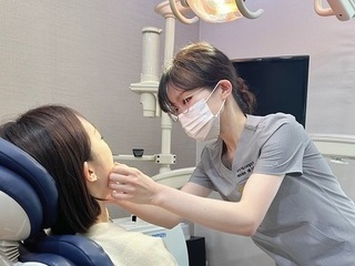 “치과가 무서운 환자의 임플란트, 의식하진정 수면 방식 도움 받아야”