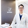 노화로 처진 눈꺼풀 고민, 성형외과적 해결책은?