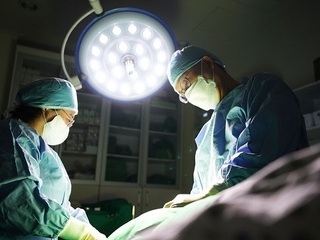 치질, 수술 두렵다고 치료 미루면 안 돼…항문외과 진료 받아야