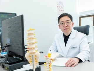 “겨울철 허리통증, 방치하지 말고 치료 받아야”