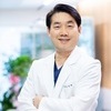 잇몸뼈 모자라거나 약하면 뼈이식 임플란트 고려해야