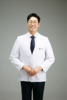 고령·만성질환자 위한 네비게이션 임플란트, 치과 선정이 중요