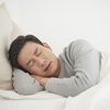 잠 못 드는 장마철, 원인은 '빛 부족'