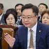 협의체 참여 조건 '휴학 승인' 두고 복지장관 