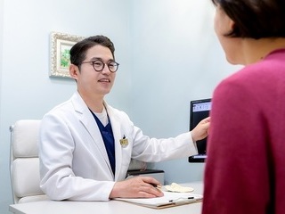 자연스러운 외모 개선 가능한 필러·보톡스, 시술 전 주의할 점은?