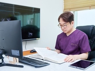 날씨 추워지면 급증하는 비뇨기과 질환 ‘전립선비대증’, 제때 치료해야