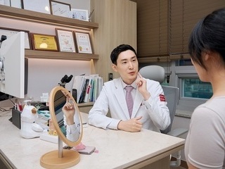 봄철 기미‧주근깨 고민, 피부과 찾아 조기에 치료해야