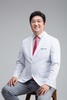 휴가철 물놀이 부상 후 허리통증, 허리디스크일 수 있어