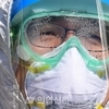 '의사'이기에…환자 살리고, 목숨 잃은 전 세계 의사들