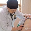 94세 '최고령 의사'  마지막까지 환자 곁에