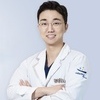 틀니가 불편하다면 치과 재건 치료 '전악 임플란트' 고려해야