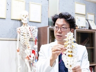 허리 통증, 정형외과적 접근만으론 부족…MTS needle로 복합 원인 동시 해결